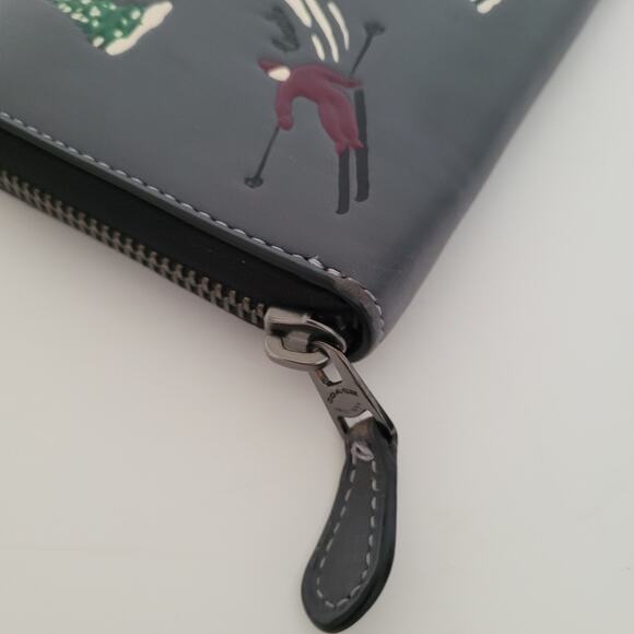 Coach Leather Wallet Ski Slopes Industrial Gray Zip Around Large Winter Limited - Picture 11 of 11